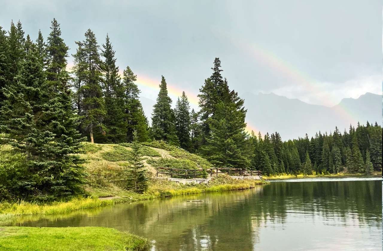 Things to Know about Stunning Johnson Lake Banff - Optimistic Travelers