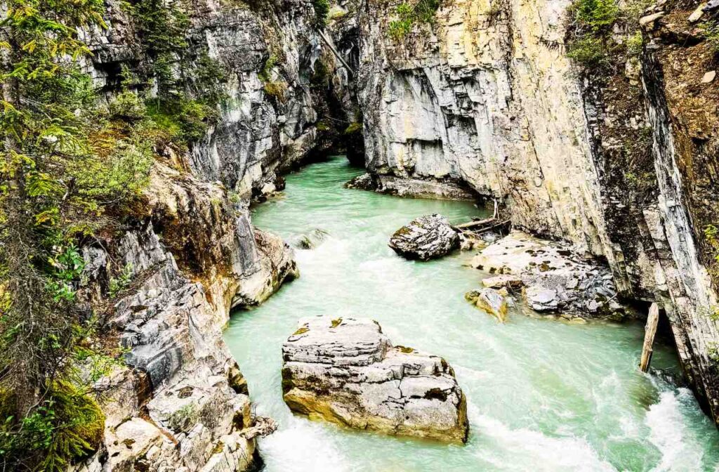 Marble Canyon-An Alternative hike to Johnston Canyon