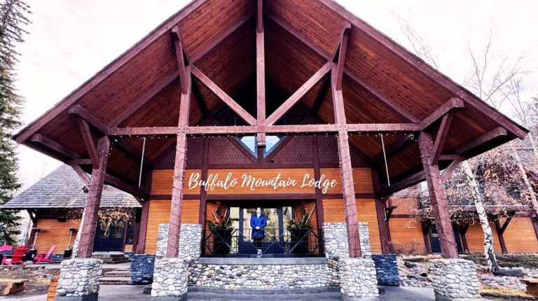 Buffalo Mountain Lodge Reception