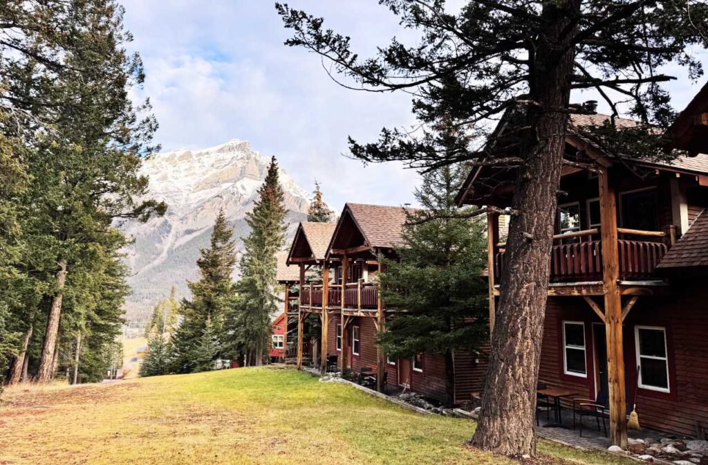Buffalo Mountain lodge surrounding view