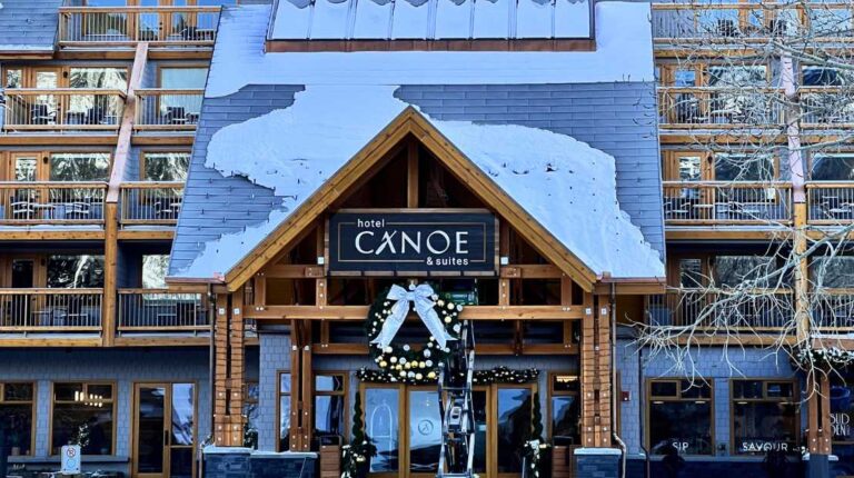 Hotel Canoe & Suites